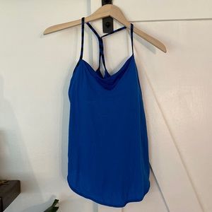 Lululemon workout tank with built in bra.